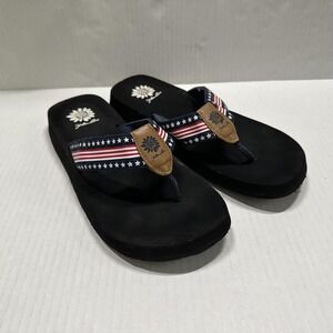 Yellow Box Shoes Womens Size 8.5 Black Flip Flop Sandals Patriotic Stars Stripes